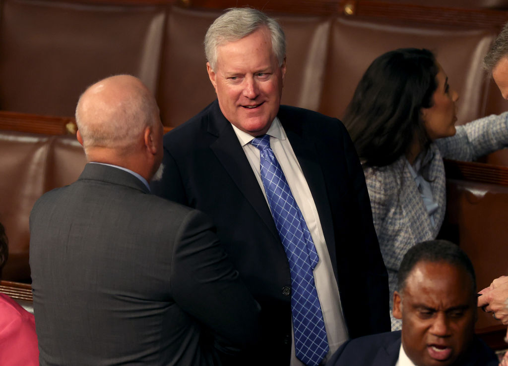 Steve Bannon and Mark Meadows will address House Freedom Caucus members at a new member orientation later this week.