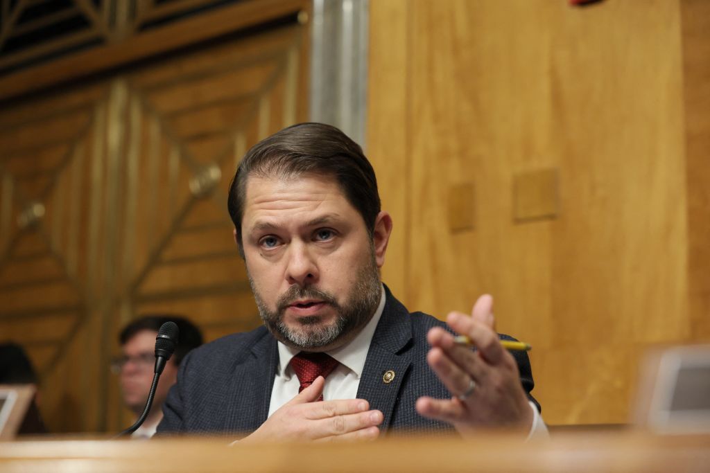 A group of nine Senate Democrats is threatening to cripple the crypto industry’s legislative agenda for the 119th Congress.