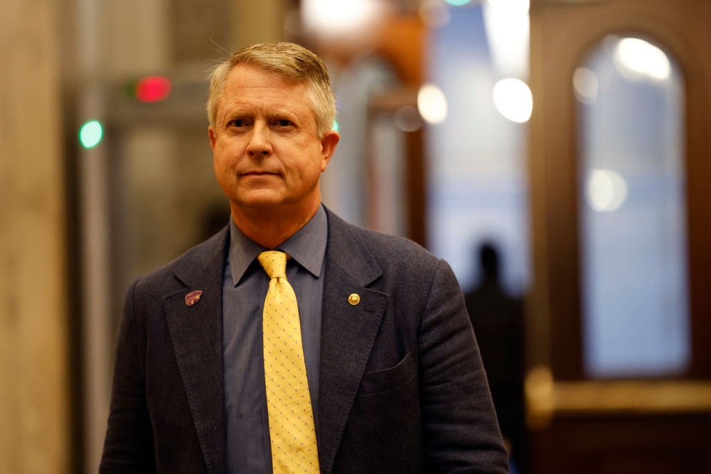 Sen. Roger Marshall is launching a full-court press to receive an amendment vote on legislation aimed at reducing credit card swipe fees.
